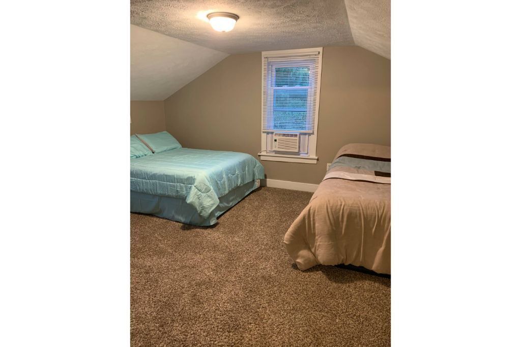 Photo of Bedroom in East Palmyra