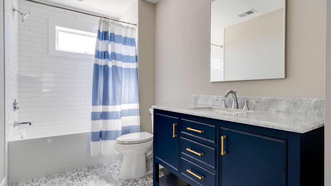Photo of Bathroom in Surf City