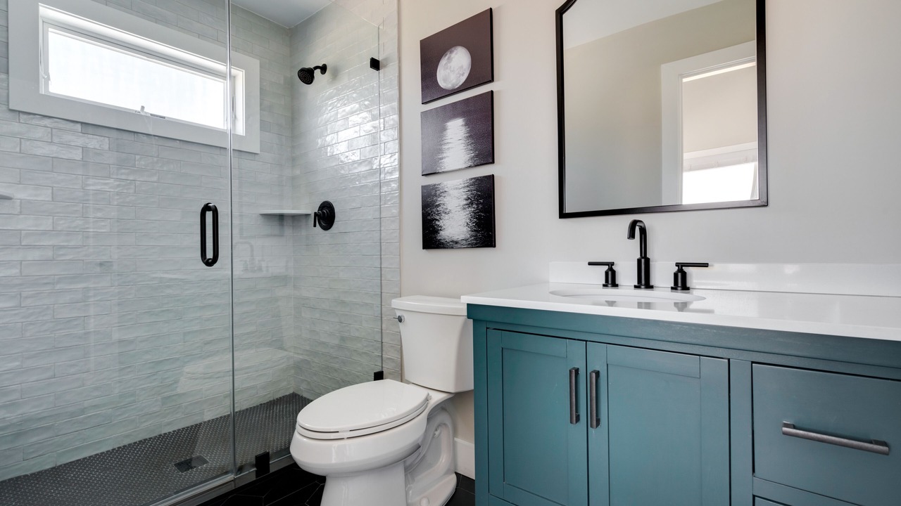 Photo of Bathroom in Surf City