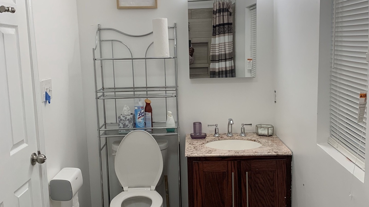 Photo of Bathroom in Tuskegee