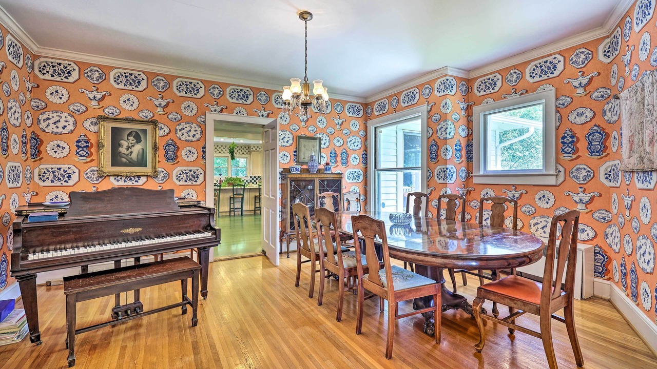 Photo of Bedroom in Jonesville