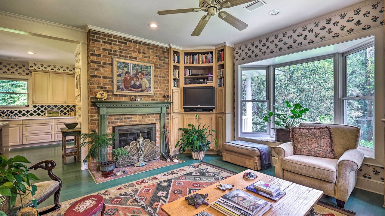 Photo of Bedroom in Jonesville