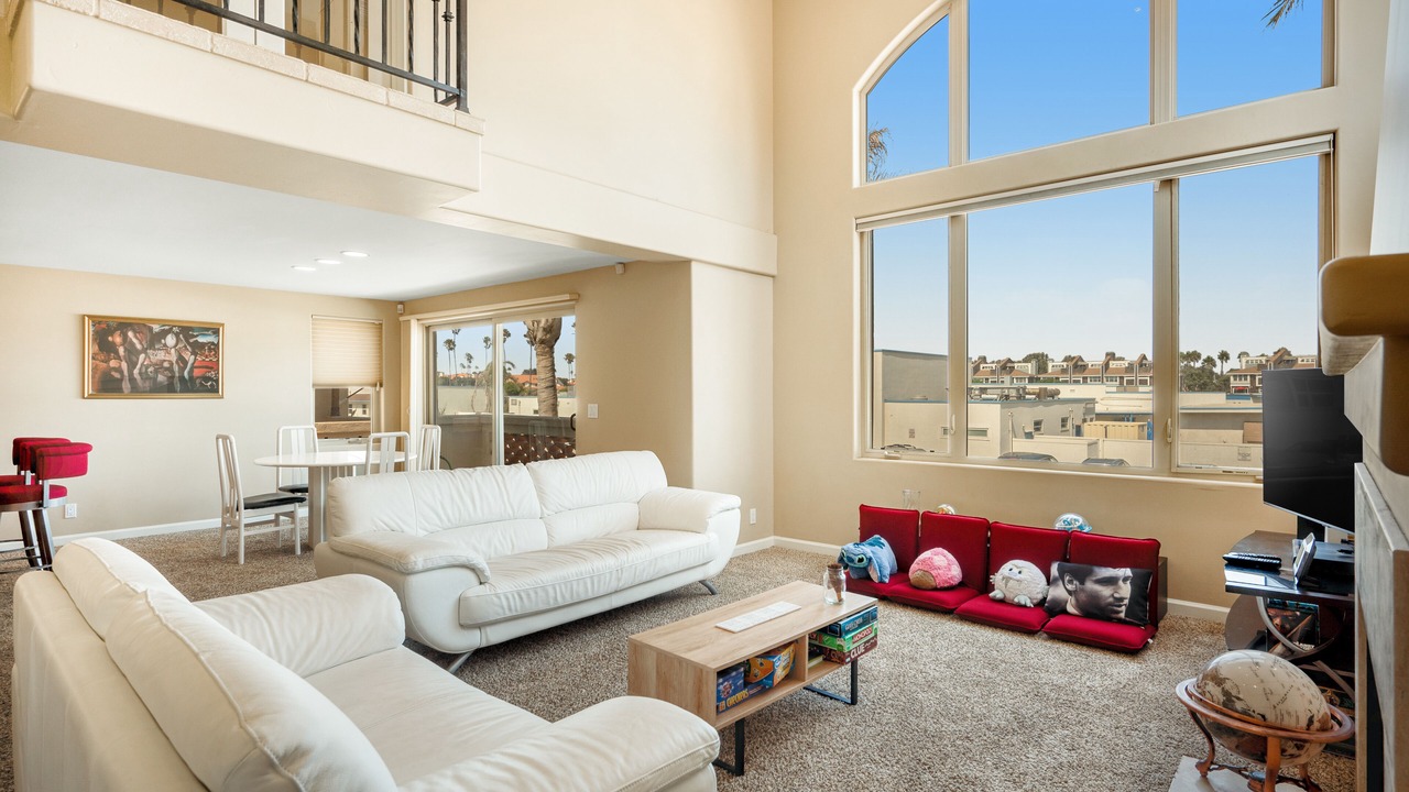 Photo of Livingroom in Hollywood Beach