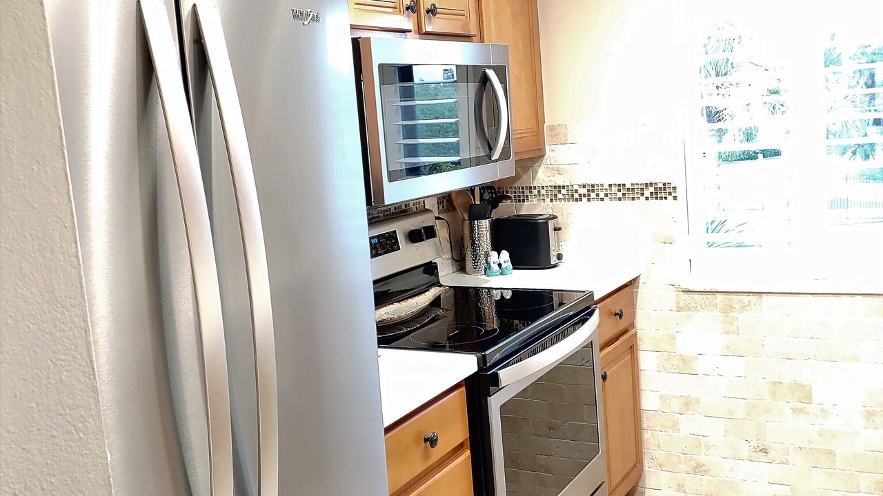 Photo of Kitchen in Golden Beach