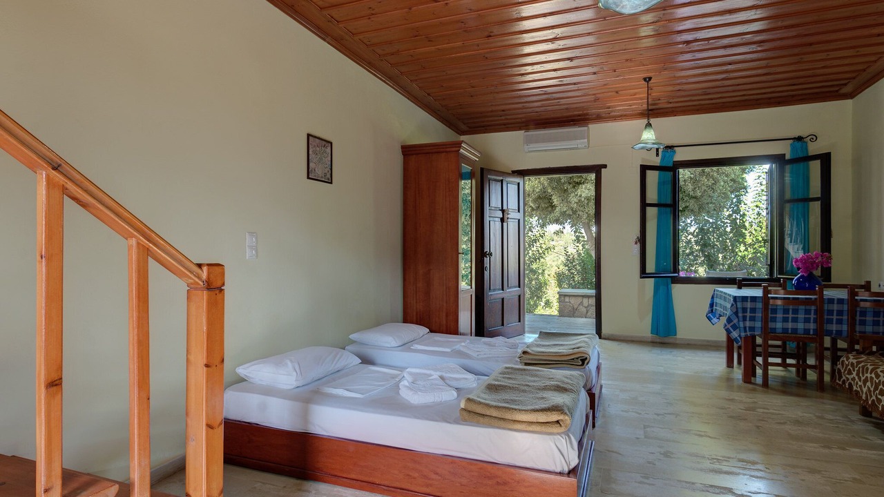 Photo of Bedroom in Douliana