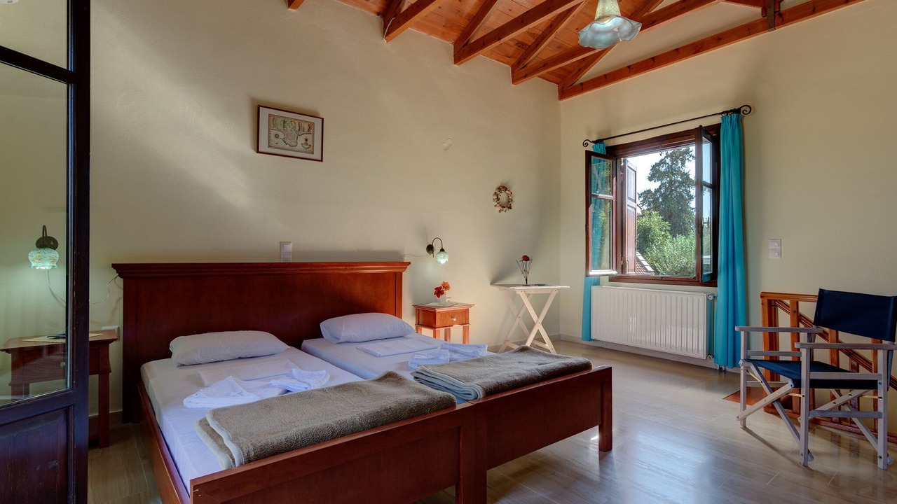 Photo of Bedroom in Douliana