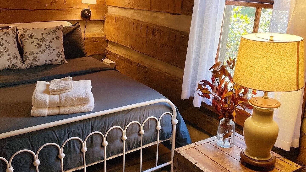 Photo of Bedroom in Lansing