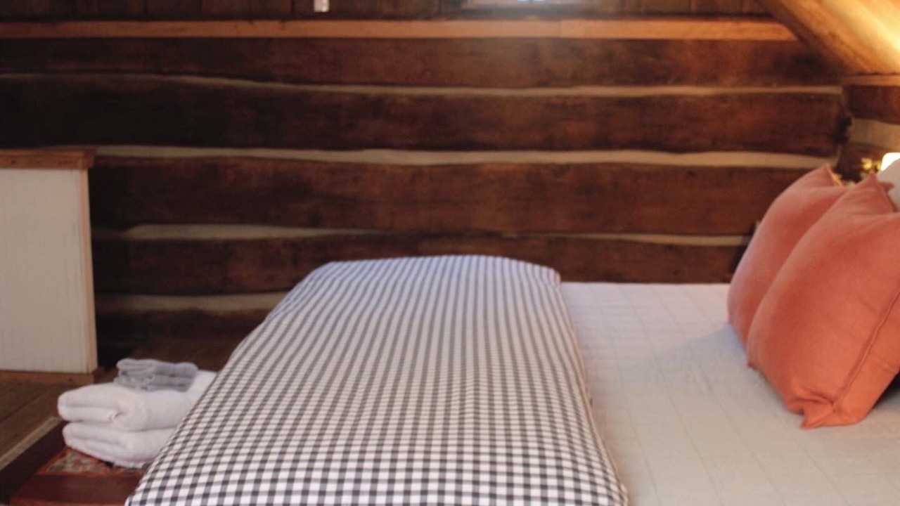 Photo of Bedroom in Lansing