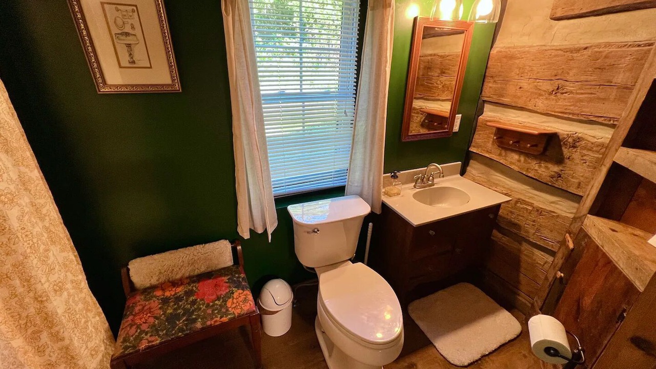 Photo of Bathroom in Lansing