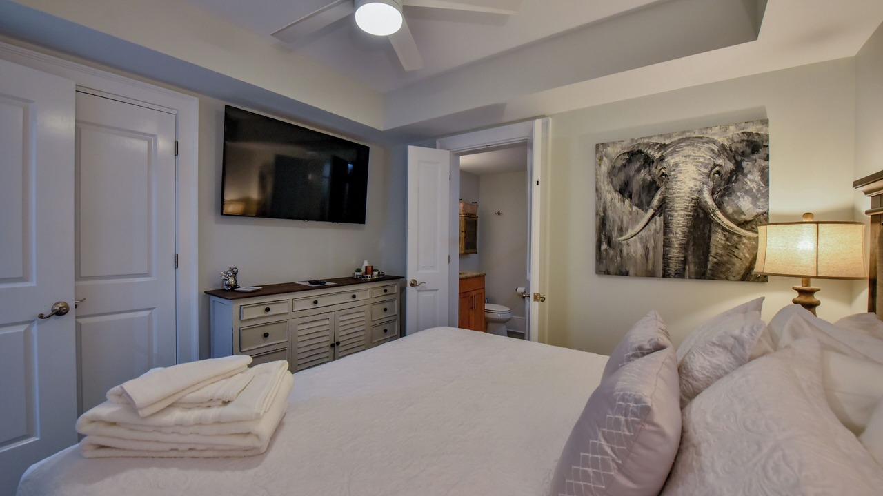 Photo of Bedroom in Tuscaloosa