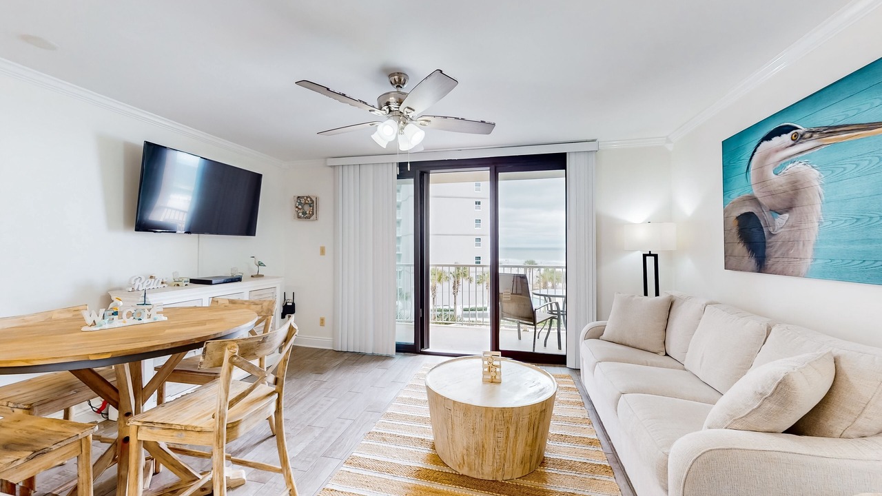 Photo of Livingroom in Orange Beach