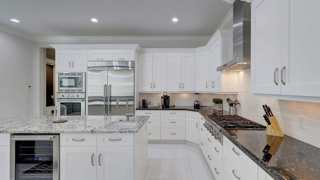 Photo of Kitchen in 17th Street Causeway