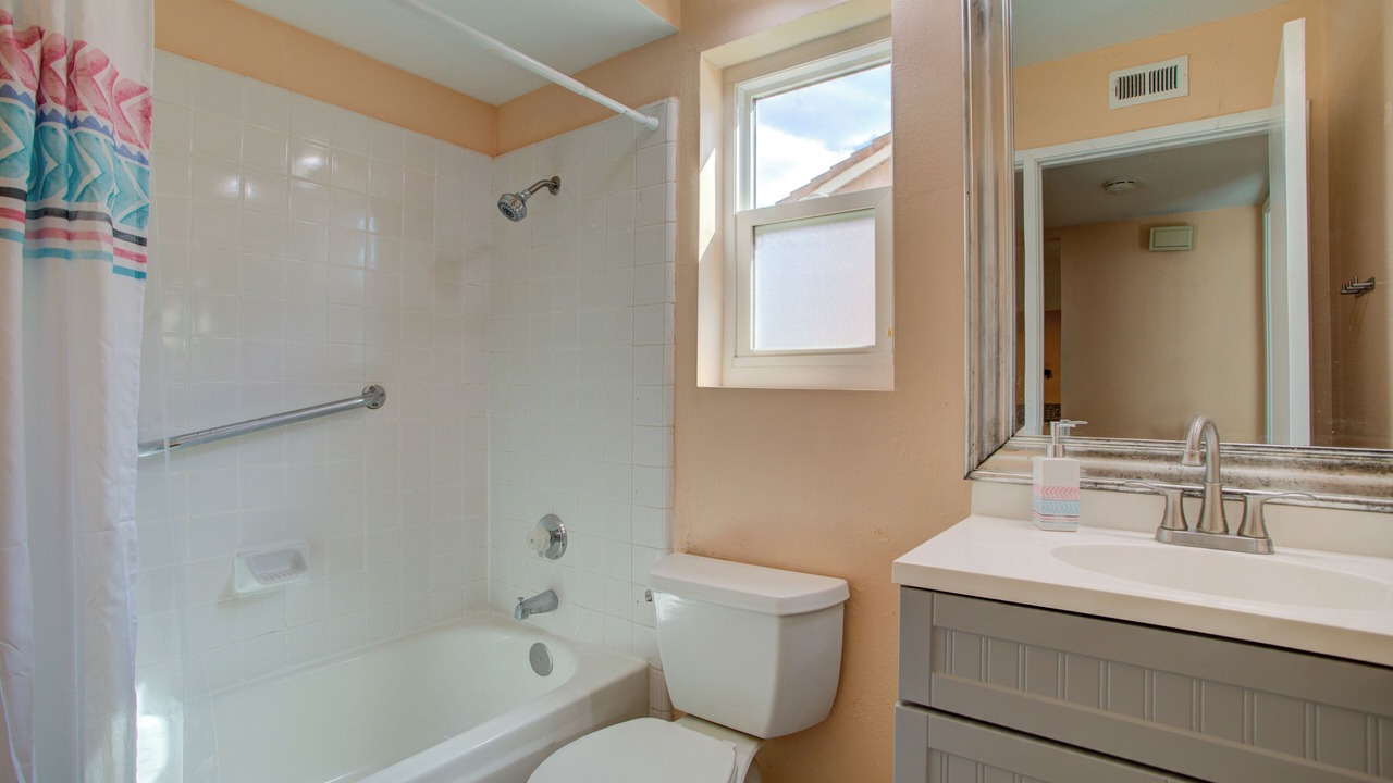 Photo of Bathroom in Montebello