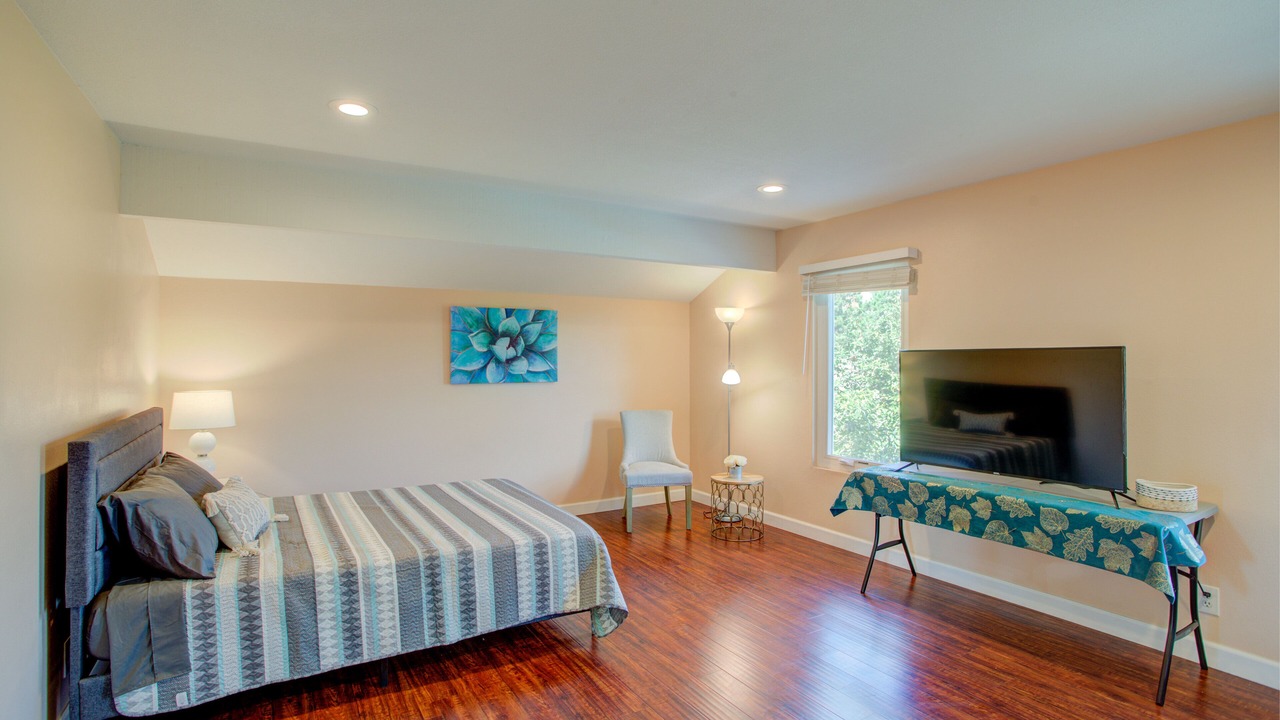 Photo of Bedroom in Montebello