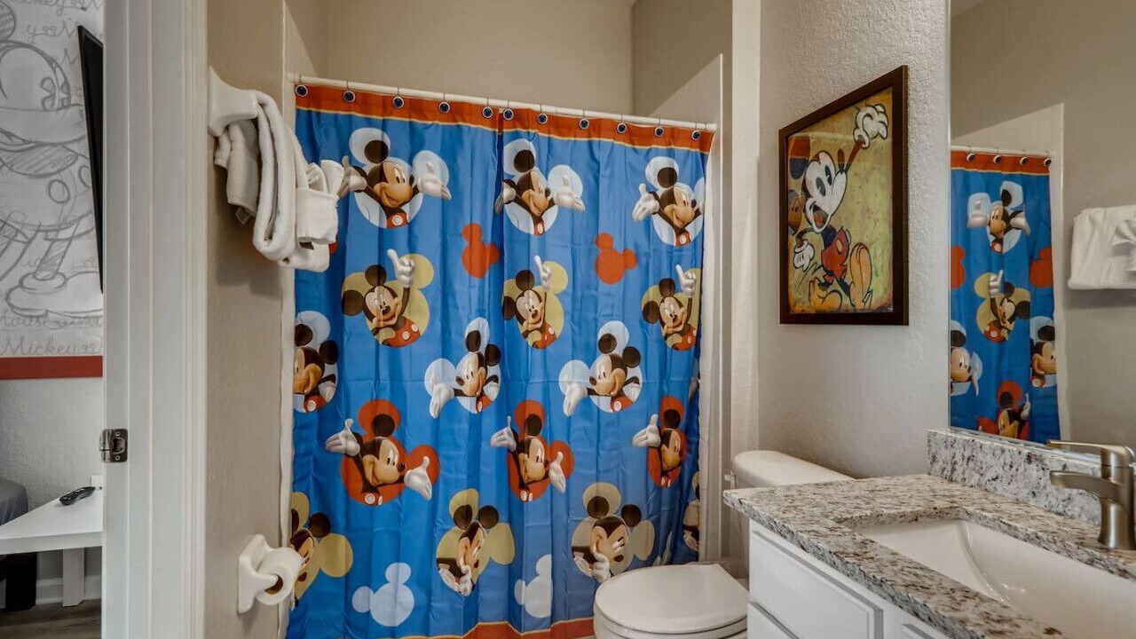 Photo of Bathroom in Crestwynd Bay