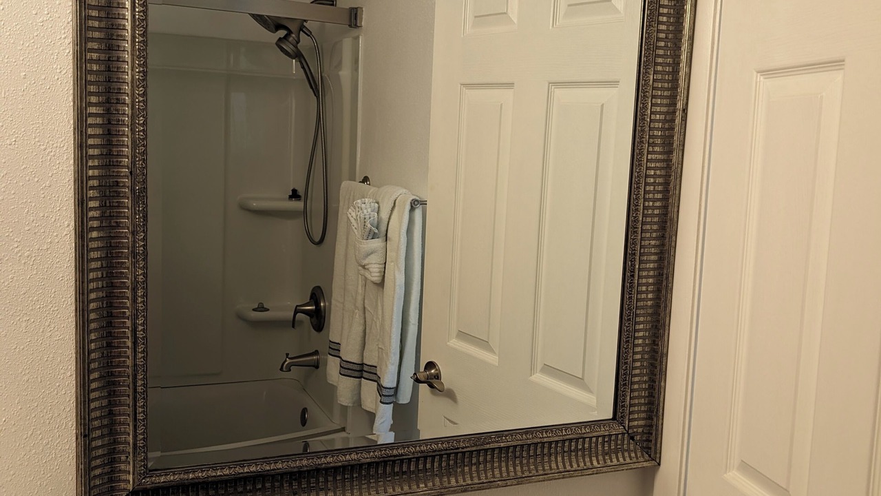 Photo of Bathroom in Paradise Lakes