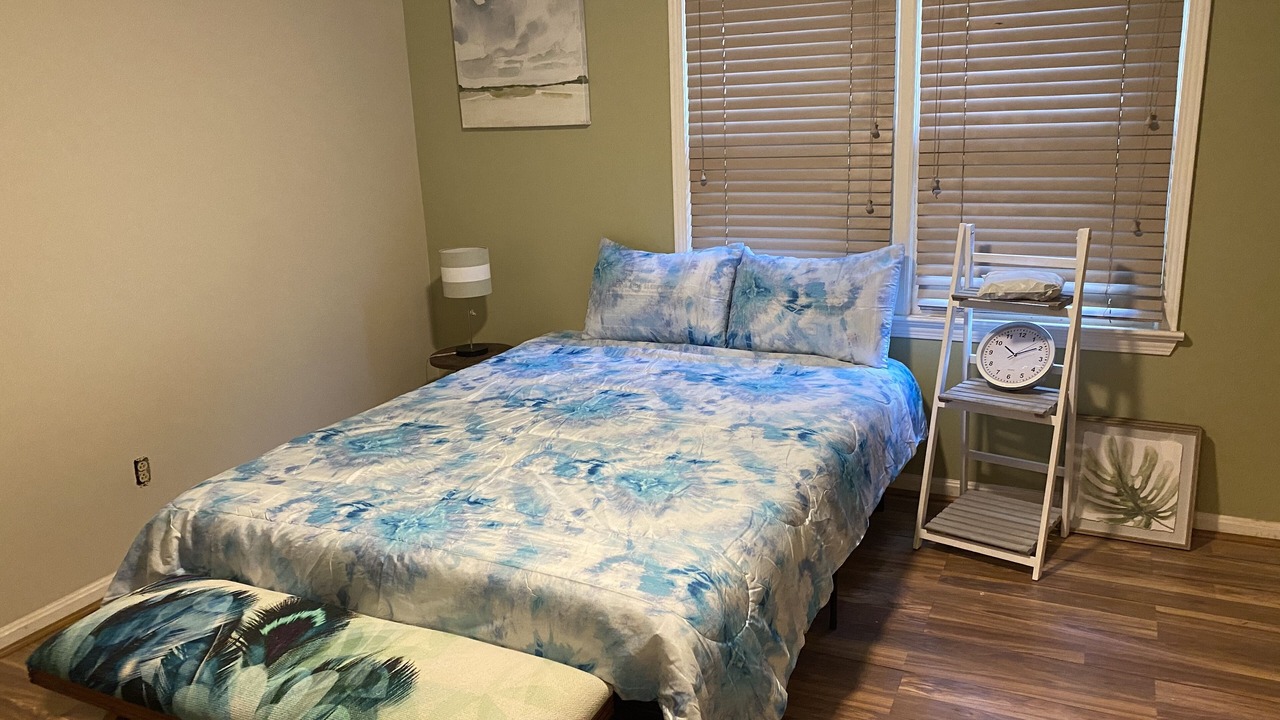 Photo of Bedroom in Tuscaloosa