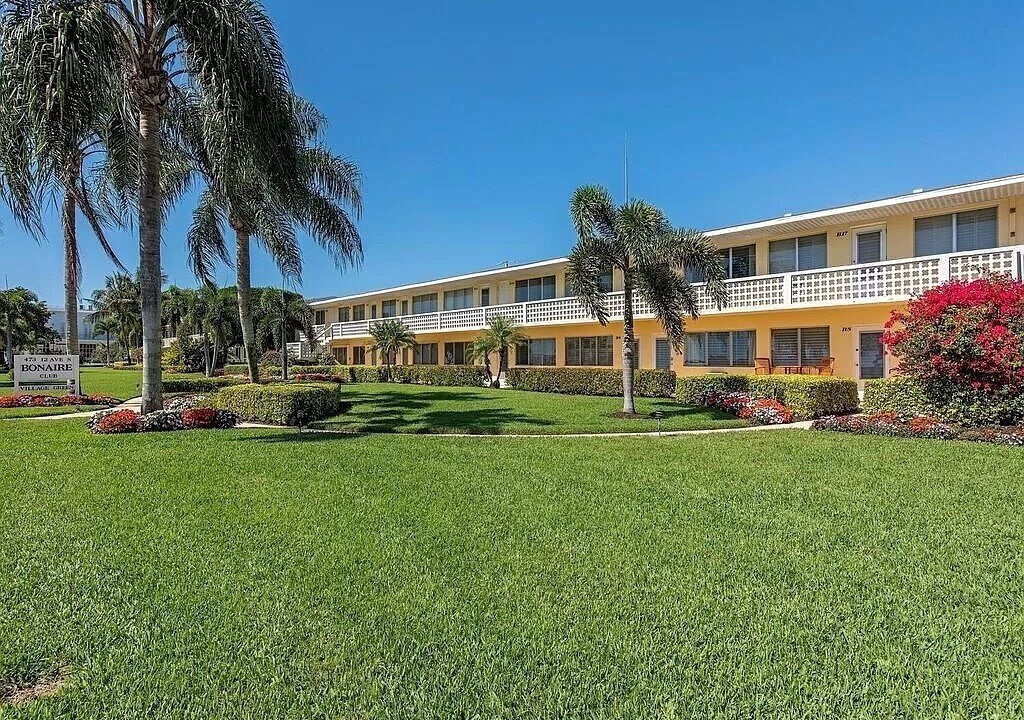Photo of Outdoor in Old Naples