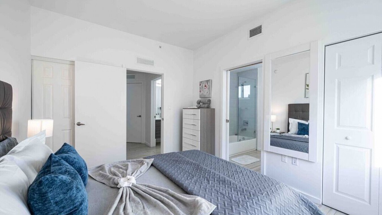 Photo of Bedroom in Midtown