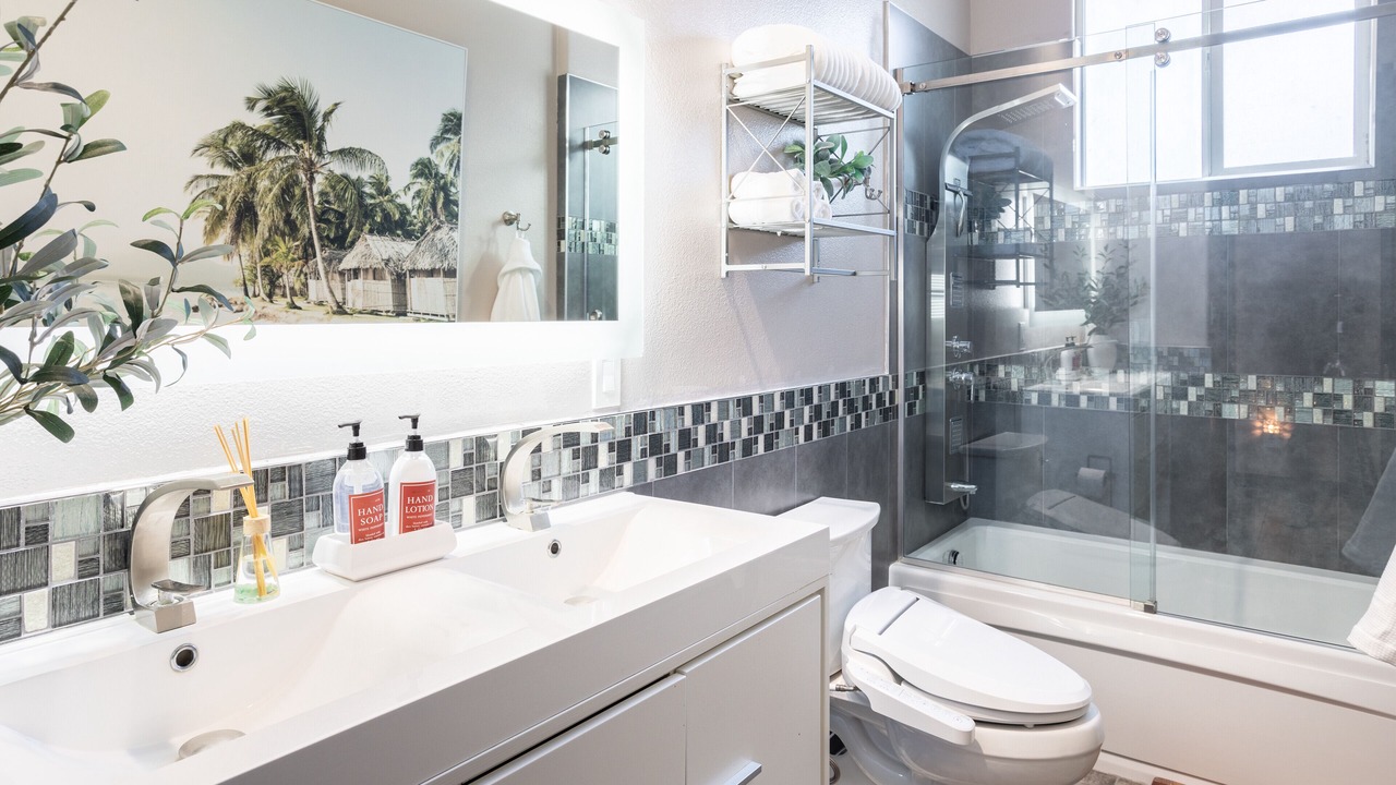 Photo of Bathroom in North Central