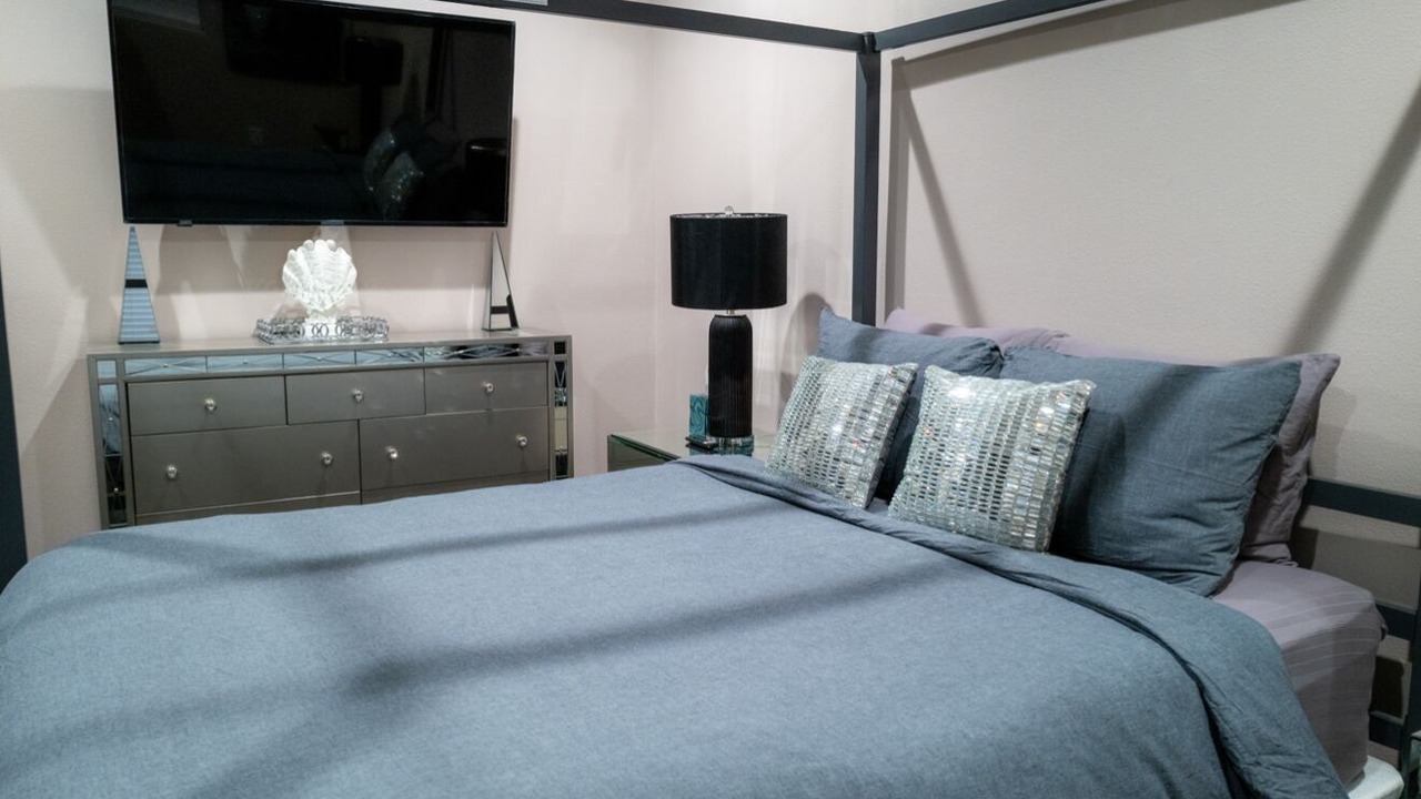 Photo of Bedroom in North Central