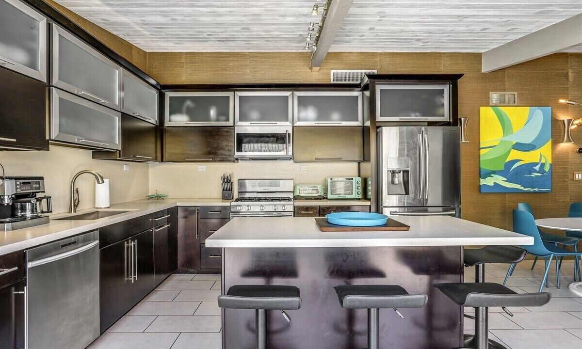 Photo of Kitchen in Racquet Club Estates