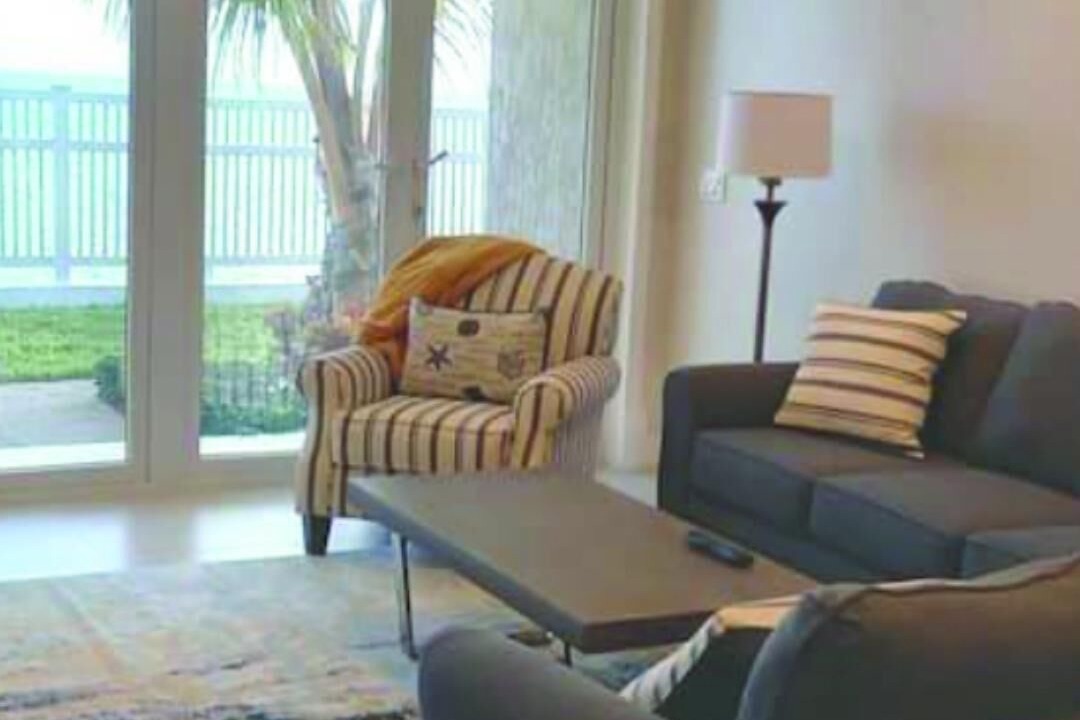 Photo of Livingroom in Coral Harbour