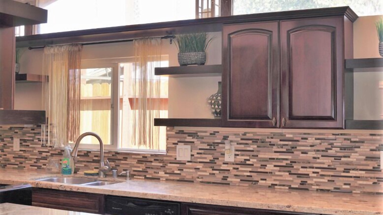 Photo of Kitchen in Woodland Hills