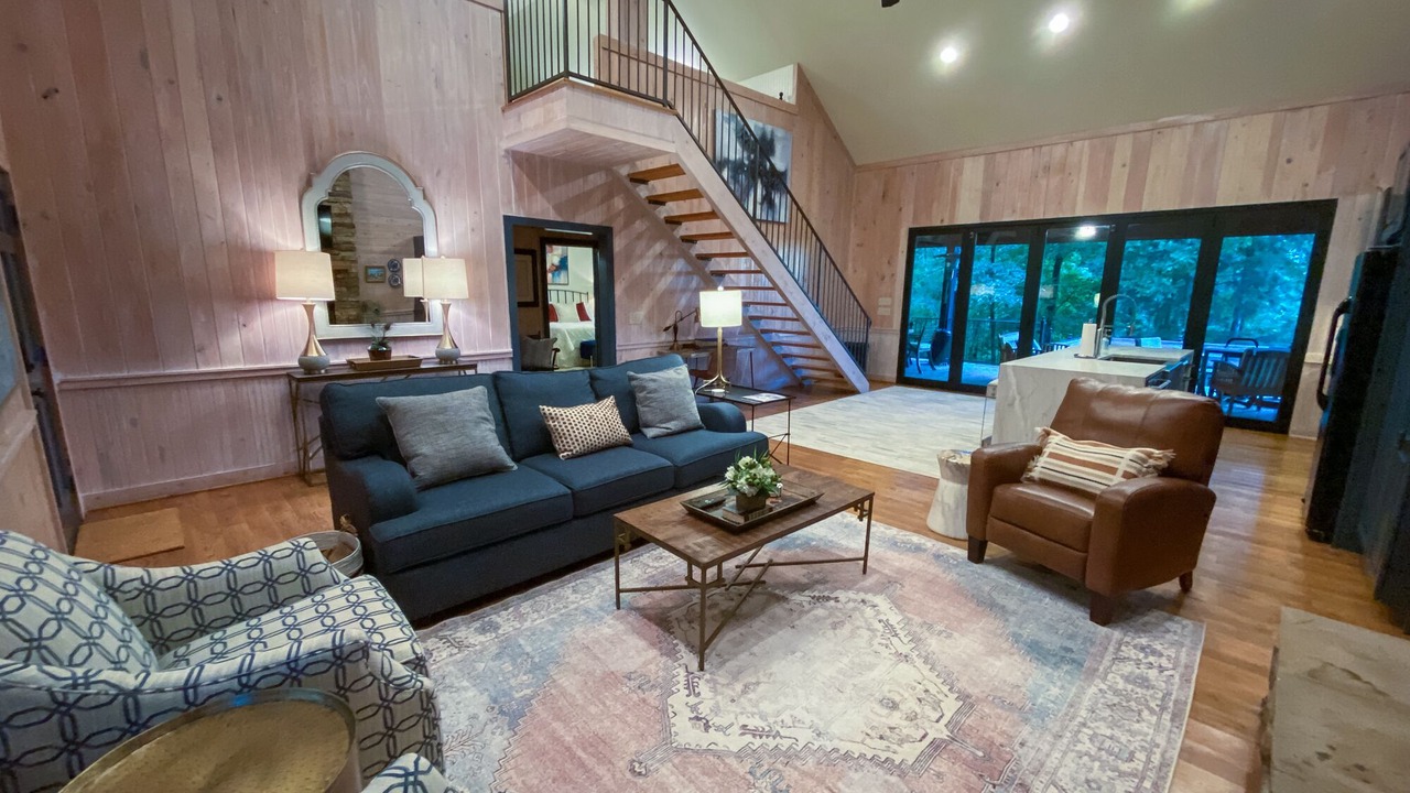 Photo of Bedroom in Northport