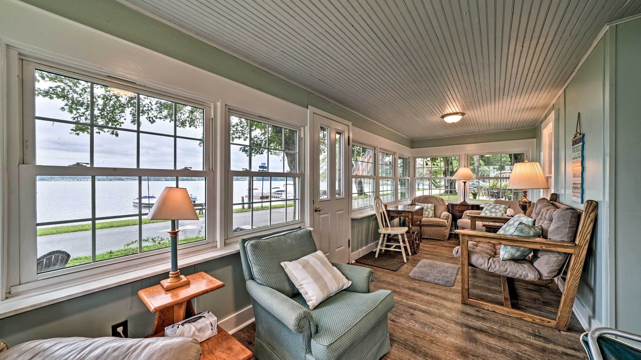 Photo of Livingroom in Edinboro