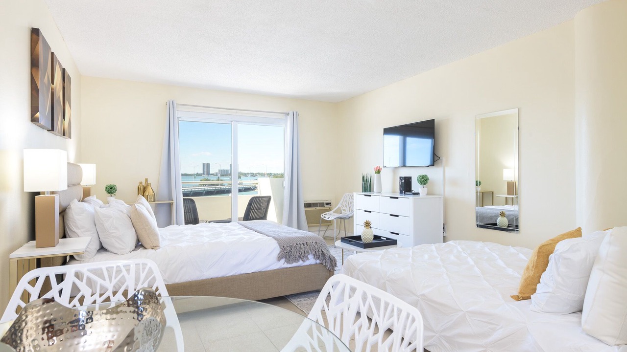 Photo of Bedroom in North Bay Village