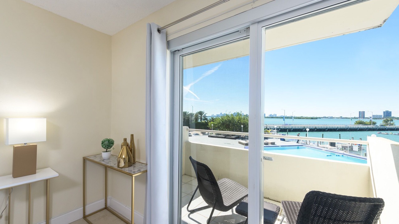 Photo of Outdoor in North Bay Village