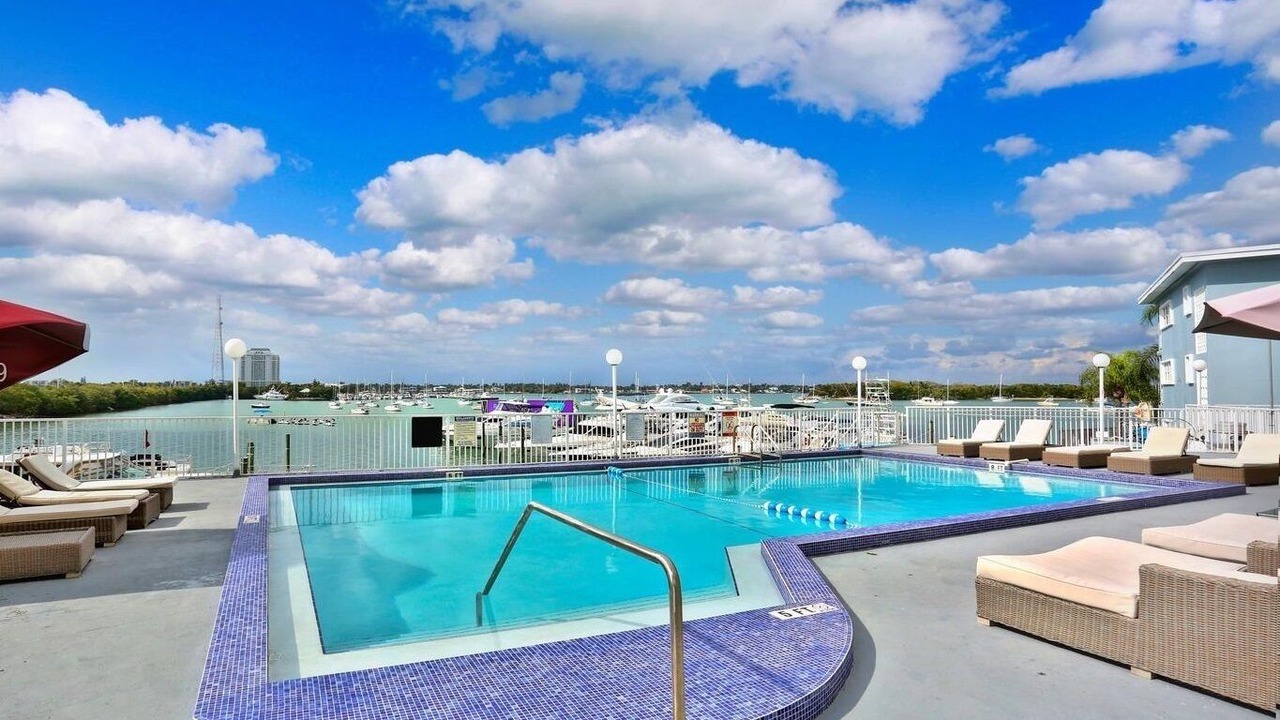 Photo of Outdoor in North Bay Village