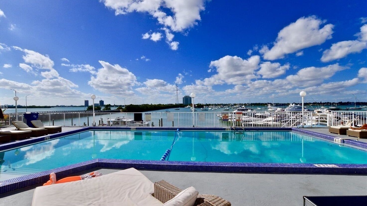 Photo of Outdoor in North Bay Village