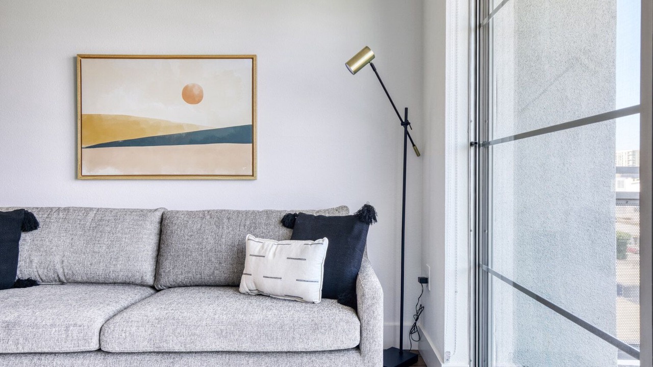 Photo of Livingroom in NoHo Arts District