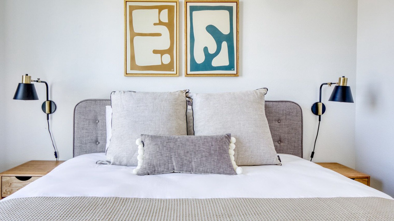 Photo of Bedroom in NoHo Arts District