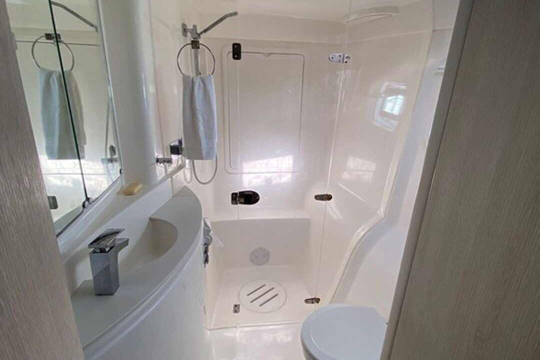 Photo of Bathroom in Rokers Point