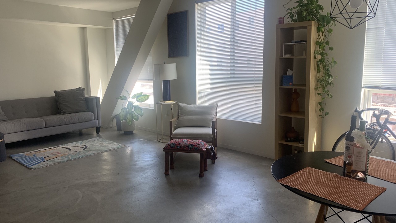 Photo of Livingroom in Arts District