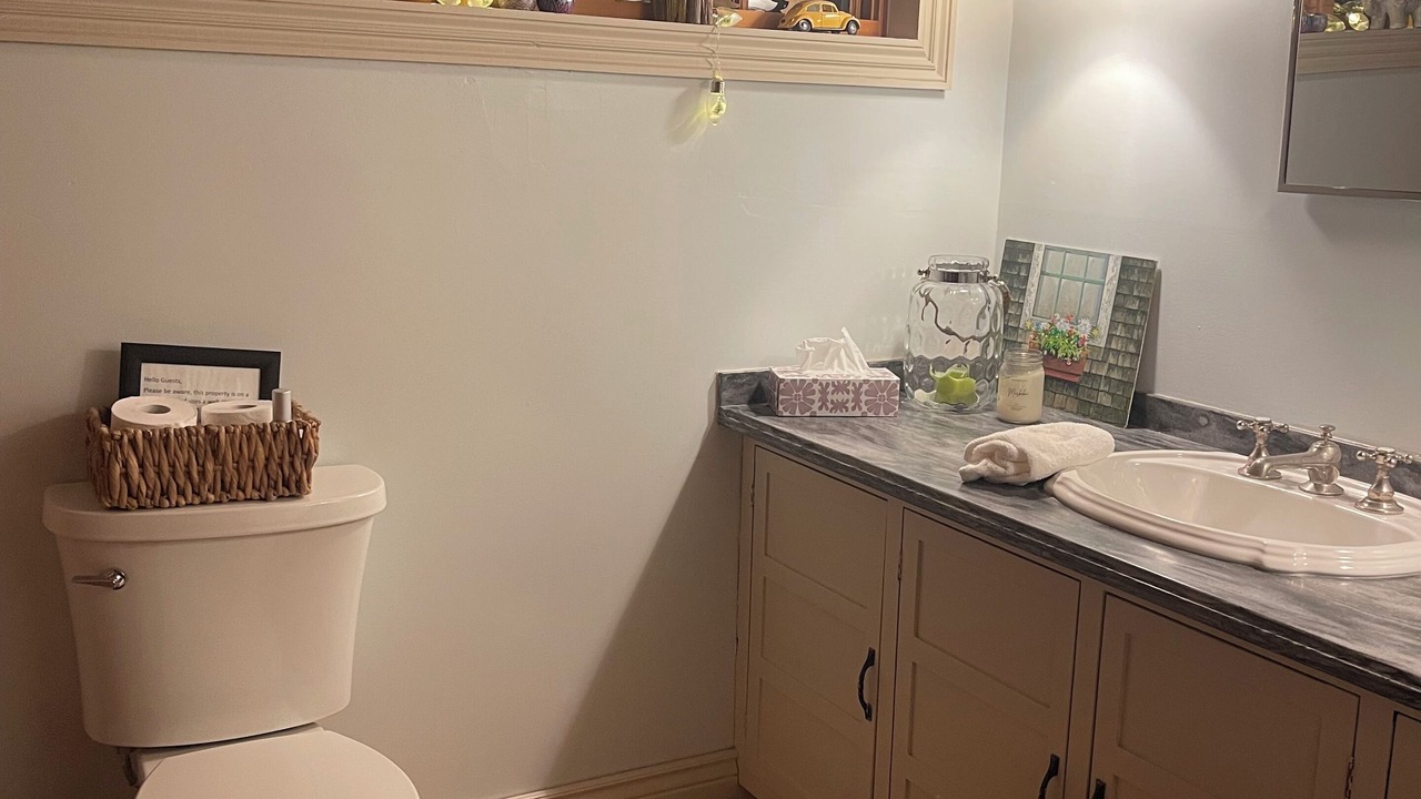 Photo of Bathroom in Mono