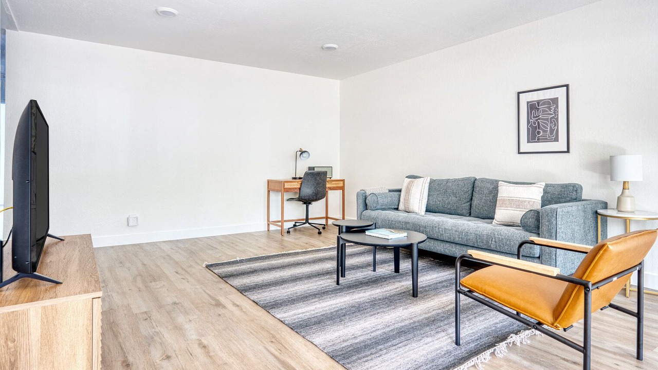 Photo of Livingroom in Cupertino