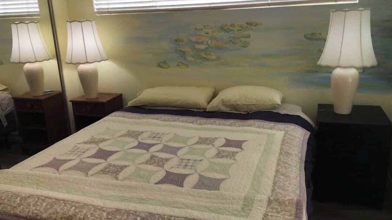 Photo of Bedroom in Mar Vista