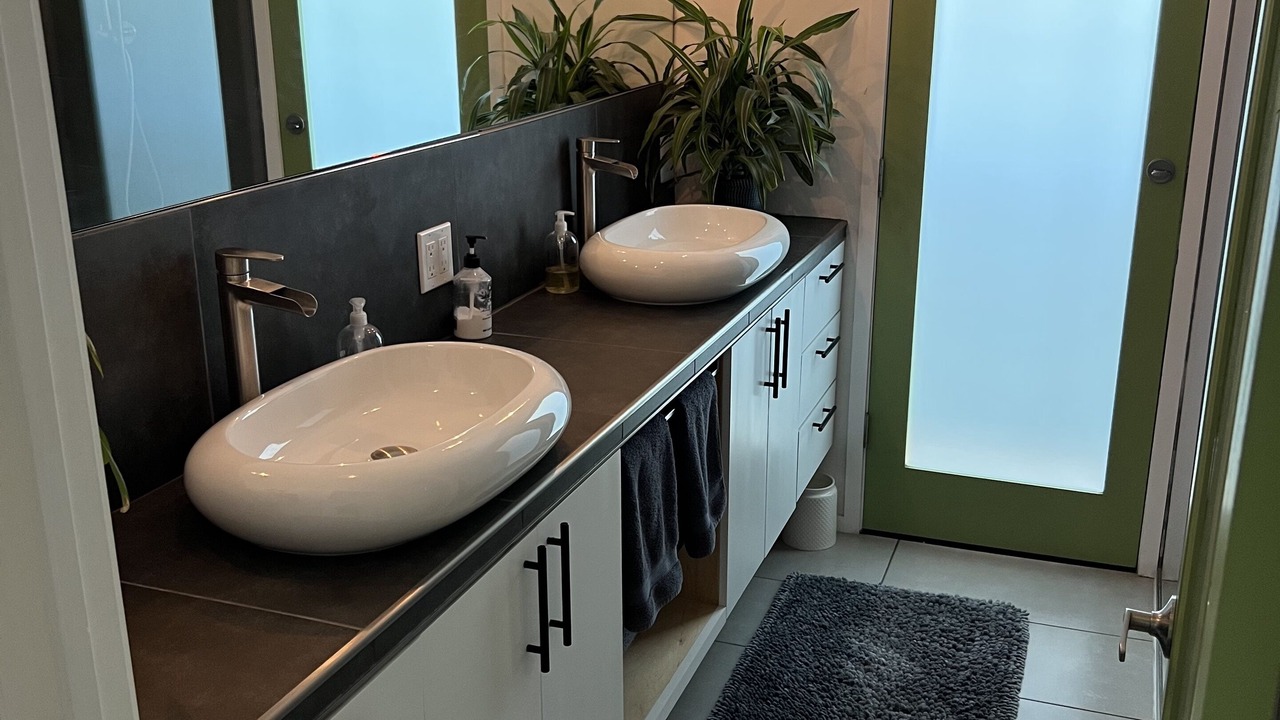 Photo of Bathroom in Agoura Hills