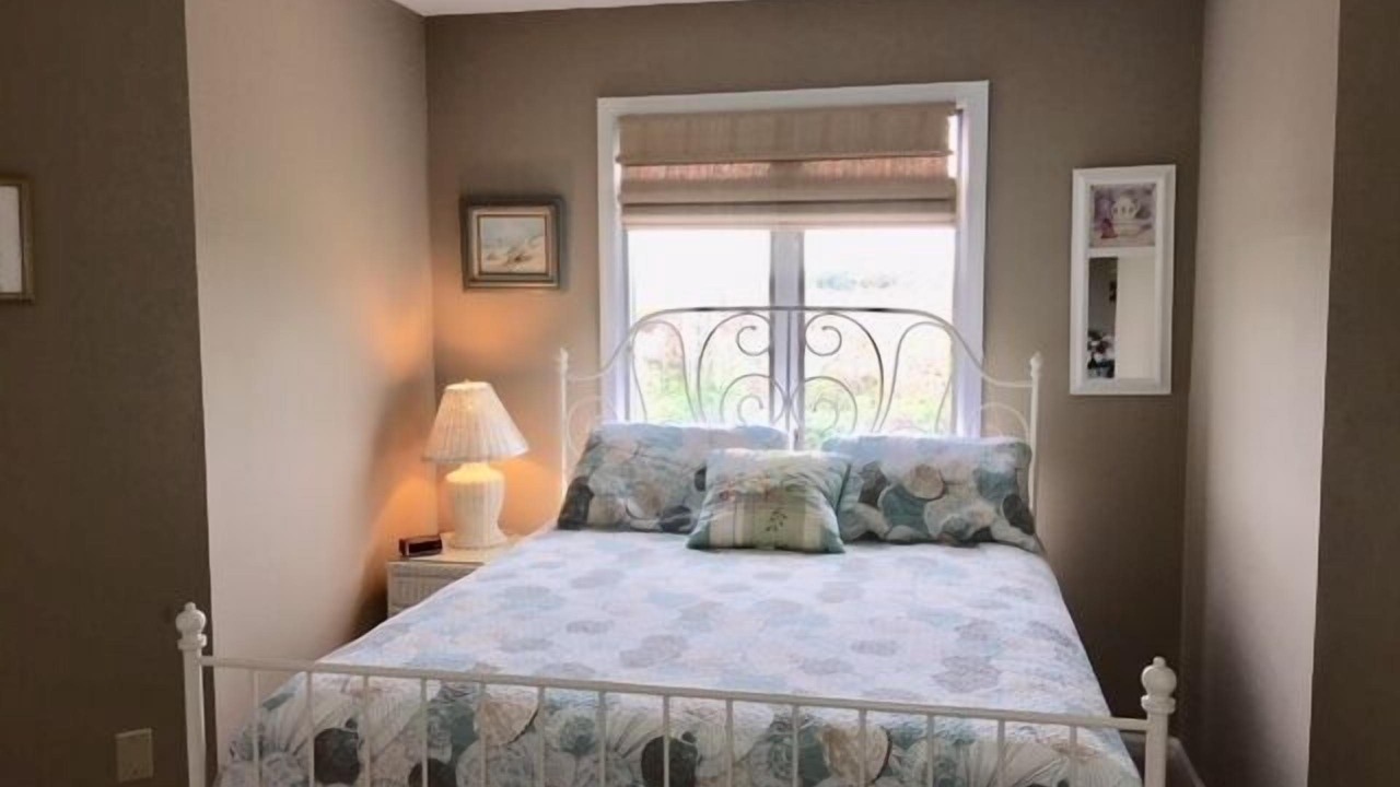 Photo of Bedroom in Admiral Estates