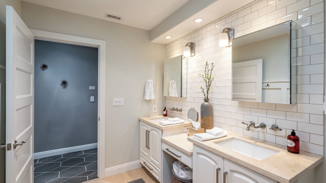 Photo of Bathroom in Santa Ana