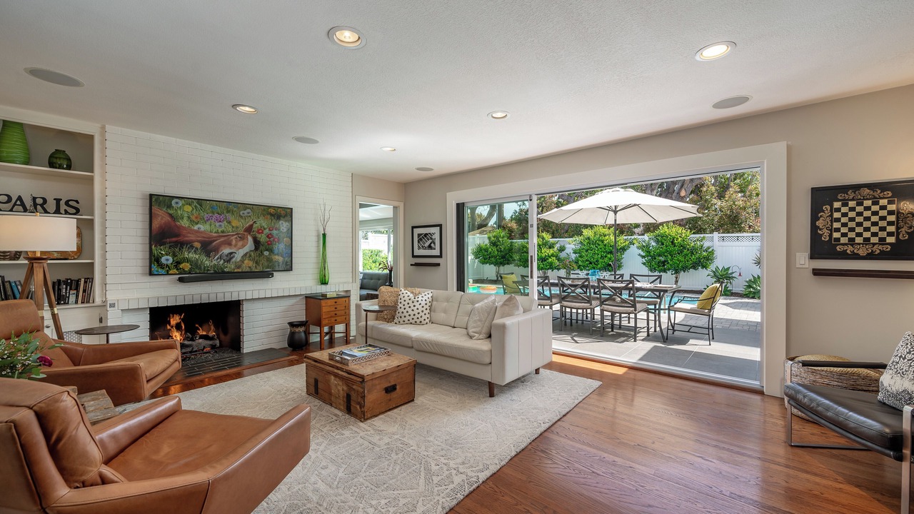 Photo of Livingroom in Santa Ana