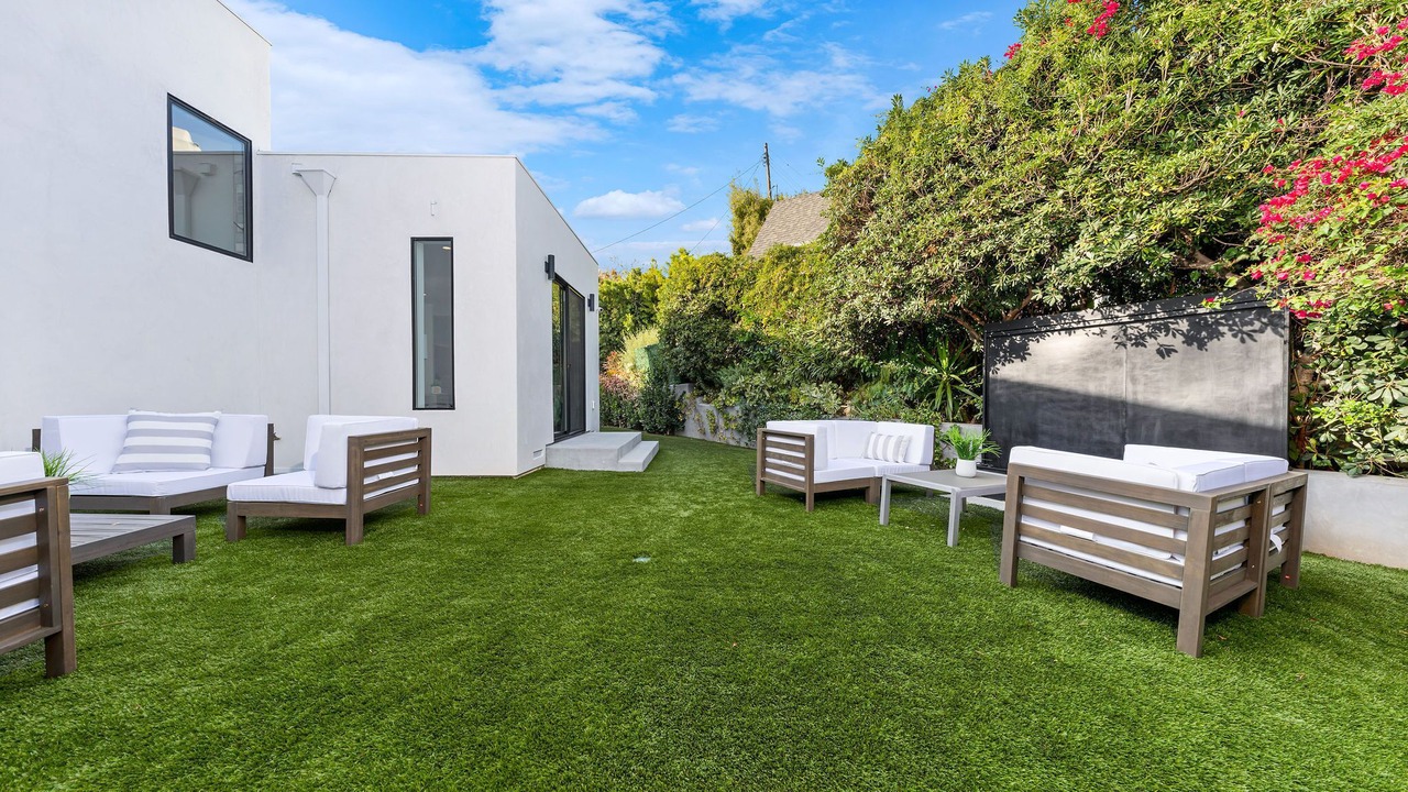 Photo of Patio Balcony in Westwood