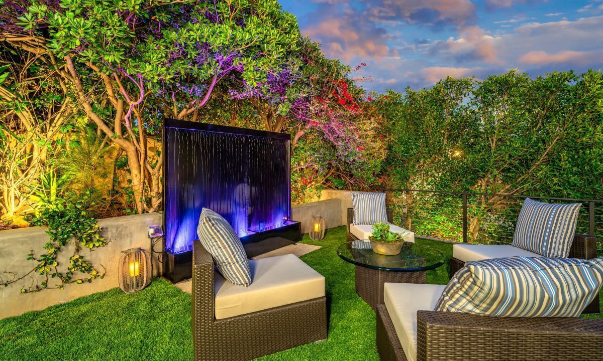 Photo of Outdoor in Westwood