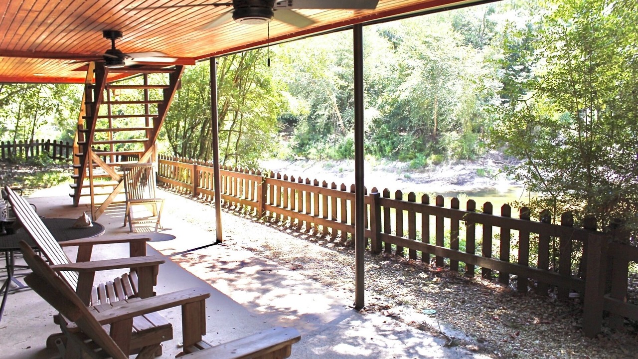 Photo of Patio Balcony in Perkinston