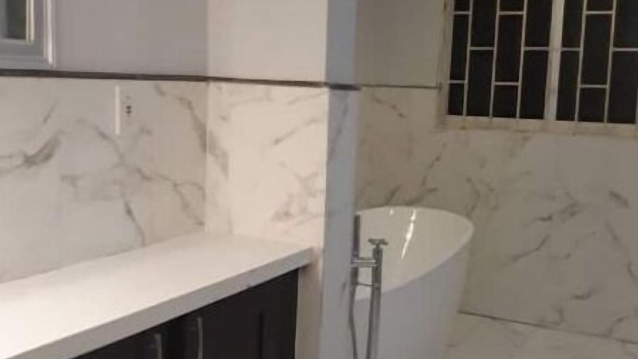 Photo of Bathroom in Lucaya