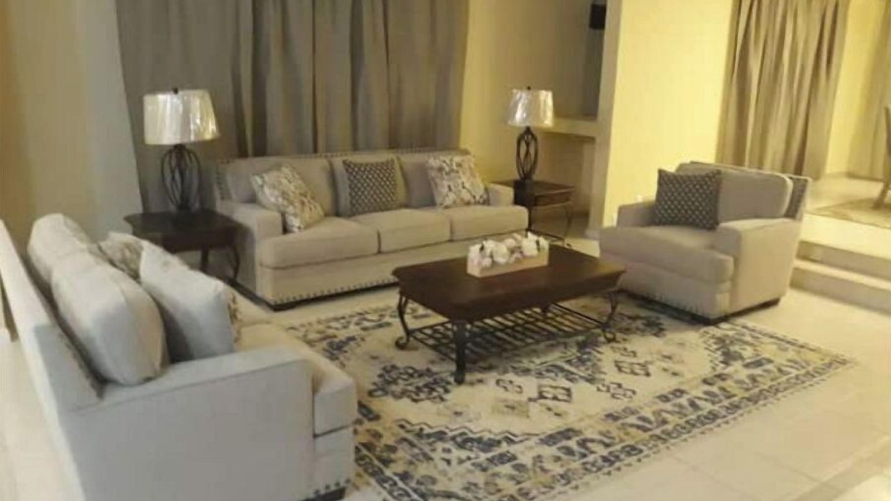 Photo of Livingroom in Lucaya